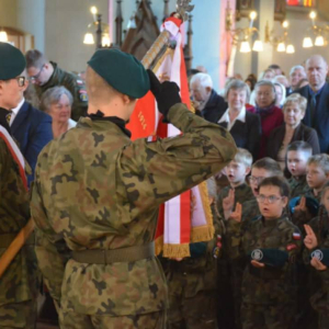 Orlęta na gminnych obchodach Święta Konstytucji 3 Maja
