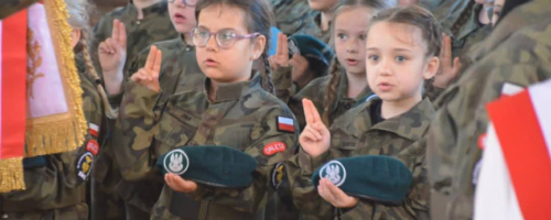 Orlęta na gminnych obchodach Święta Konstytucji 3 Maja