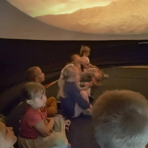 Mobilne Planetarium „ORBITEK”  w przedszkolu