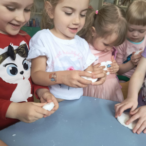Warsztaty z masą porcelanową w przedszkolu