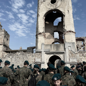 Wyjazd edukacyjno - patriotyczny Orląt z naszej szkoły