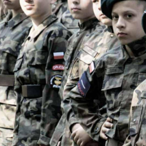 Orlęta na poligonie w Turzy