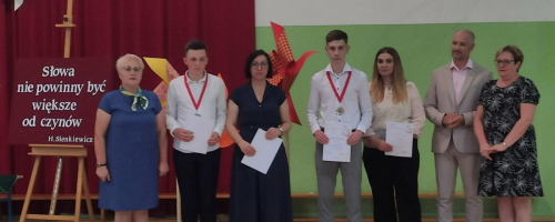 Są młodzi i zdolni! Szkoła nagrodziła swoich najlepszych uczniów