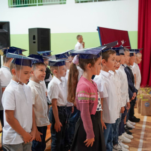 Rozpoczęcie roku szkolnego i pasowanie na ucznia 2025/2026 w Zespole Szkół Nr 1 w Nienadówce.