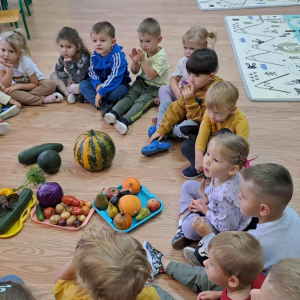 W spiżarni - zajęcia w grupie 3-4 latków