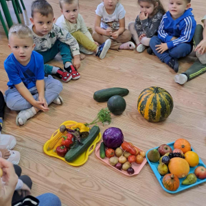 W spiżarni - zajęcia w grupie 3-4 latków