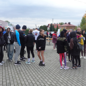 Nasi uczniowie i nauczyciele pobiegli dziś dla podopiecznych Podkarpackiego Hospicjum dla Dzieci