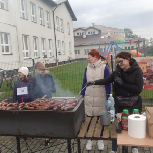 Nasi uczniowie i nauczyciele pobiegli dziś dla podopiecznych Podkarpackiego Hospicjum dla Dzieci