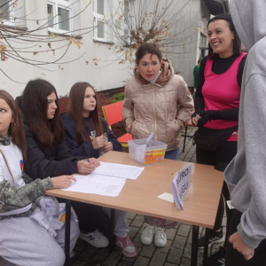 Nasi uczniowie i nauczyciele pobiegli dziś dla podopiecznych Podkarpackiego Hospicjum dla Dzieci