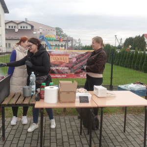 Nasi uczniowie i nauczyciele pobiegli dziś dla podopiecznych Podkarpackiego Hospicjum dla Dzieci