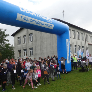 Nasi uczniowie i nauczyciele pobiegli dziś dla podopiecznych Podkarpackiego Hospicjum dla Dzieci