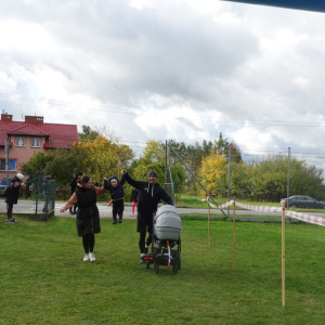 Nasi uczniowie i nauczyciele pobiegli dziś dla podopiecznych Podkarpackiego Hospicjum dla Dzieci 
