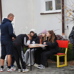 Nasi uczniowie i nauczyciele pobiegli dziś dla podopiecznych Podkarpackiego Hospicjum dla Dzieci 