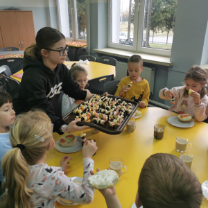 Międzynarodowy Dzień Zdrowego Śniadania przygotowany przez Samorząd Uczniowski wraz z Opiekunami