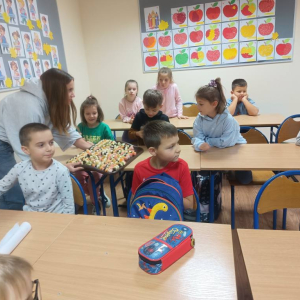 Międzynarodowy Dzień Zdrowego Śniadania przygotowany przez Samorząd Uczniowski wraz z Opiekunami