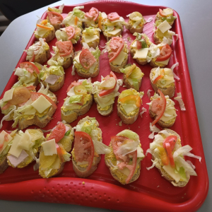 Międzynarodowy Dzień Zdrowego Śniadania przygotowany przez Samorząd Uczniowski wraz z Opiekunami