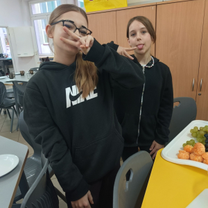 Międzynarodowy Dzień Zdrowego Śniadania przygotowany przez Samorząd Uczniowski wraz z Opiekunami