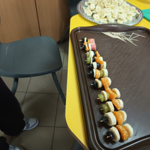 Międzynarodowy Dzień Zdrowego Śniadania przygotowany przez Samorząd Uczniowski wraz z Opiekunami