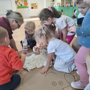 Dzień Postaci z Bajek w grupie 3-4 latków