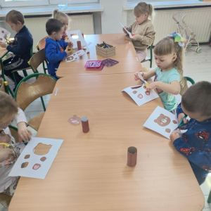„Światowy Dzień Pluszowego Misia” w grupie 5-latków