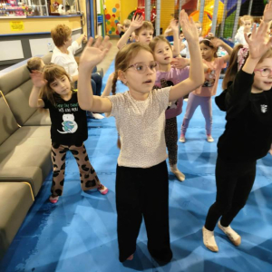 Grupa 6-latków w Fantazji