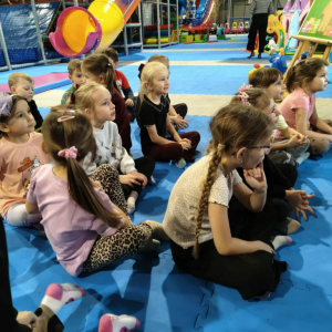 Grupa 6-latków w Fantazji