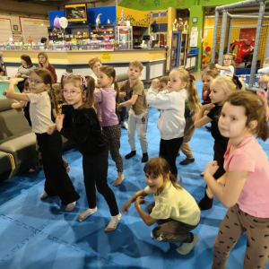 Grupa 6-latków w Fantazji