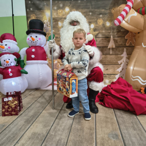 Świętym Mikołaj w grupie 3–4-latków