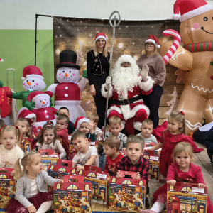 Świętym Mikołaj w grupie 3–4-latków