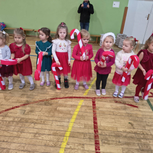 Świętym Mikołaj w grupie 3–4-latków