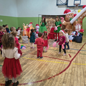 Świętym Mikołaj w grupie 3–4-latków