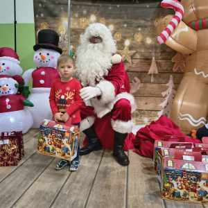 Świętym Mikołaj w grupie 3–4-latków