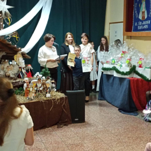 Wyróżnienie w gminnym konkursie plastyczno - technicznym