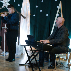 Relacja Szkoły Muzycznej I st w Kamieniu z koncertu kolęd