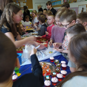 „Kawiarenka Dobra” na rzecz  Pani Heleny Ziemiańskiej