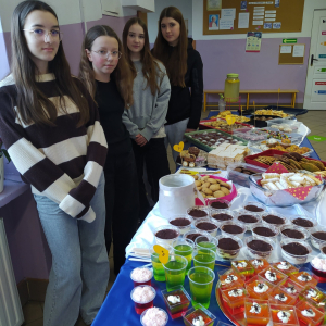 „Kawiarenka Dobra” na rzecz  Pani Heleny Ziemiańskiej