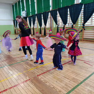 Bal karnawałowy  w grupie 3-4 latków