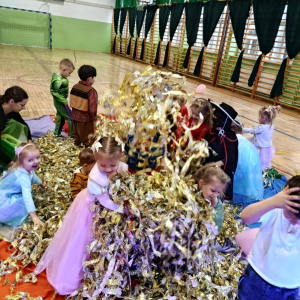 Bal karnawałowy  w grupie 3-4 latków