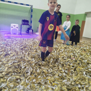 Zabawa karnawałowa w grupie zero