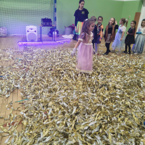 Zabawa karnawałowa w grupie zero