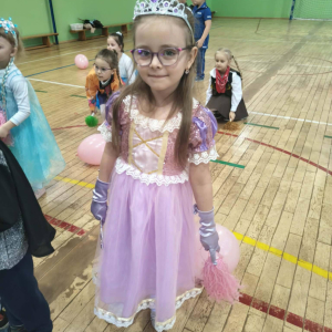 Zabawa karnawałowa w grupie zero