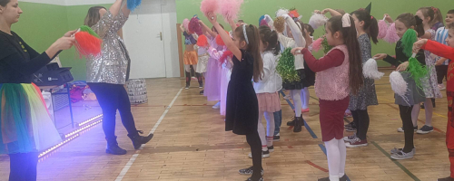 Zabawa karnawałowa w klasach 1-3