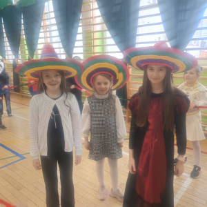 Zabawa karnawałowa w klasach 1-3