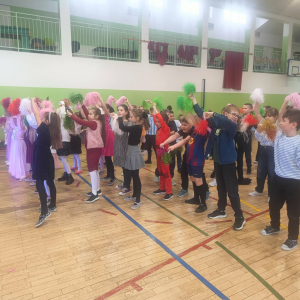 Zabawa karnawałowa w klasach 1-3