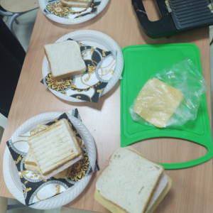 Zdrowe śniadanie uczniów klasy 4