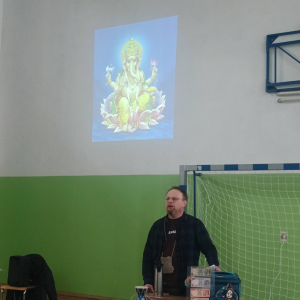 Podróż do Indii bez wyjeżdżania ze szkoły! 