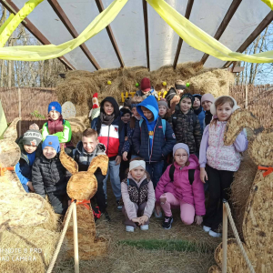 Wycieczka klas 1-3 do Wioski Wielkanocnej w Bratkowicach