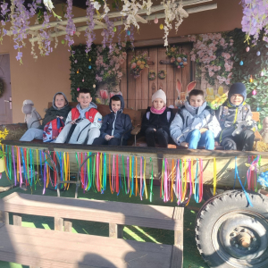 Wycieczka klas 1-3 do Wioski Wielkanocnej w Bratkowicach