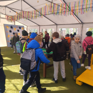 Wycieczka klas 1-3 do Wioski Wielkanocnej w Bratkowicach