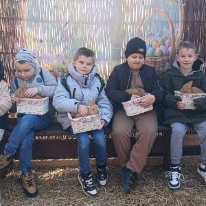 Wycieczka klas 1-3 do Wioski Wielkanocnej w Bratkowicach